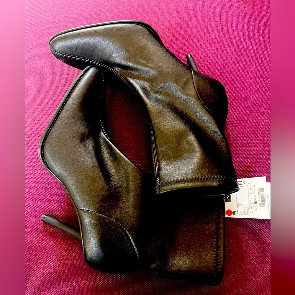 ZARA ANKLE HEELED BOOTIE SIZE 7.5 US or EU 38 - Picture 4 of 10